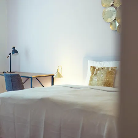 Leonart Living 22 Apartment *