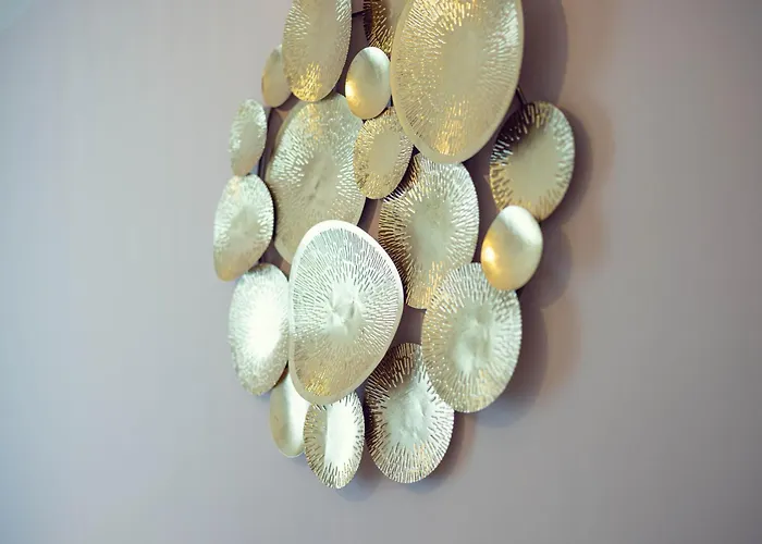 Leonart Living 22 公寓 *